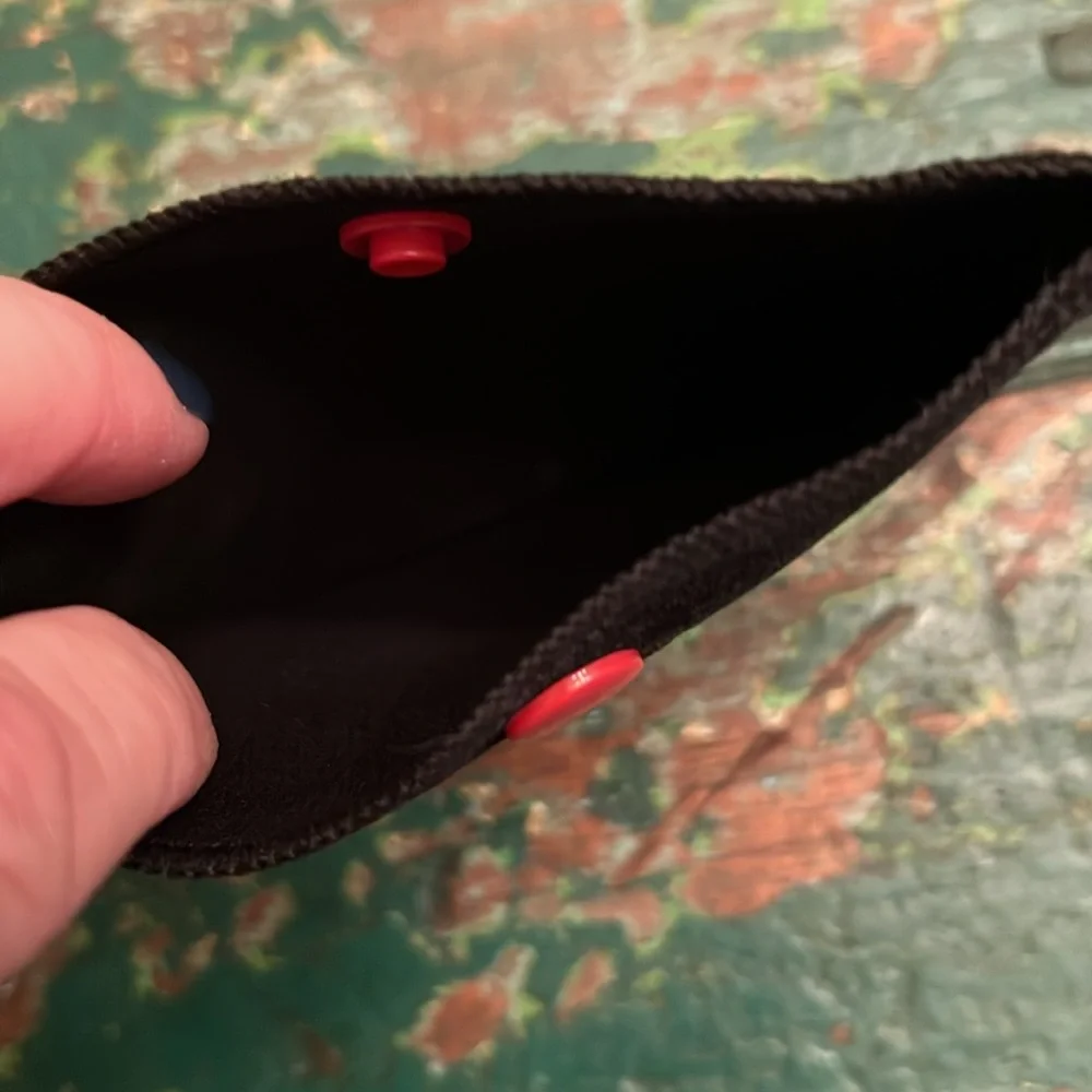 Chanel pouch - Picture 3 of 3